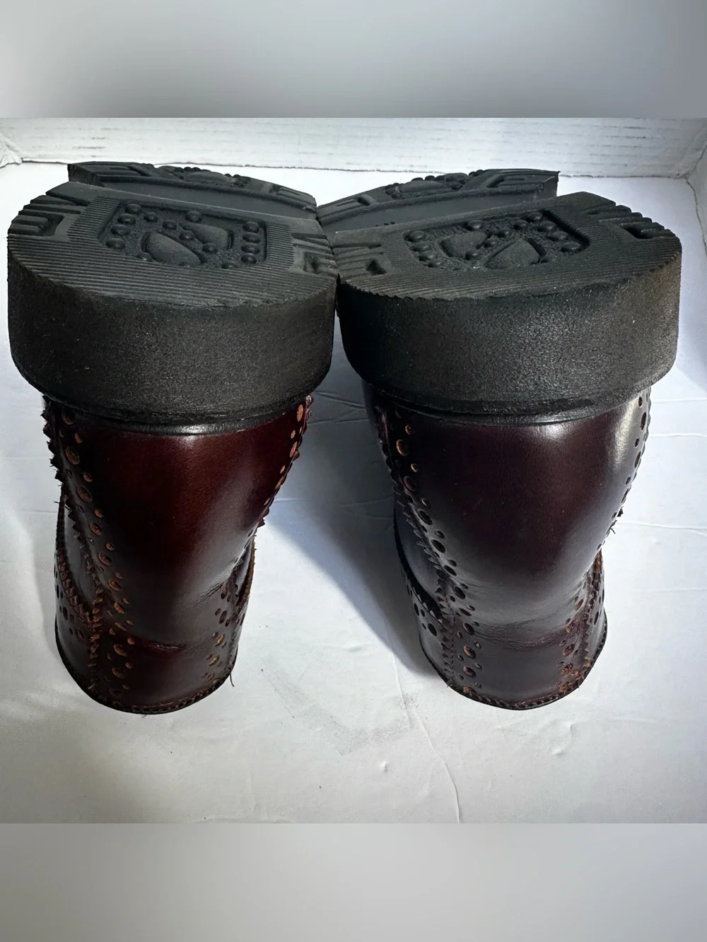 Allen Edmonds Men’s Brown Leather Bellevue Lace up Chukka Boots- Size 11